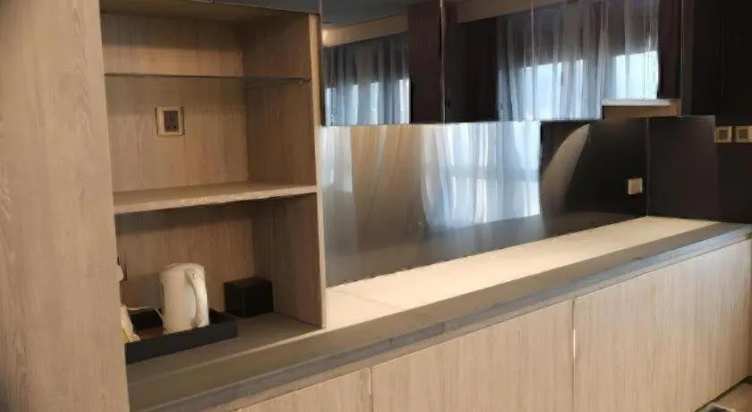 M1 North Point Hotel