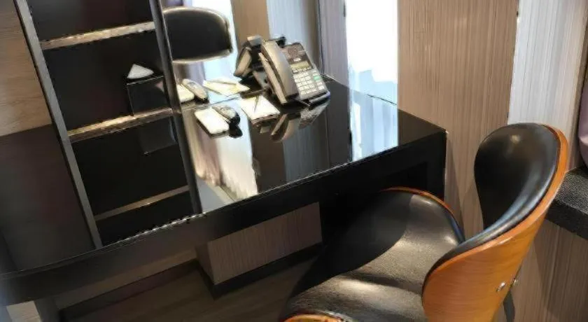 M1 North Point Hotel