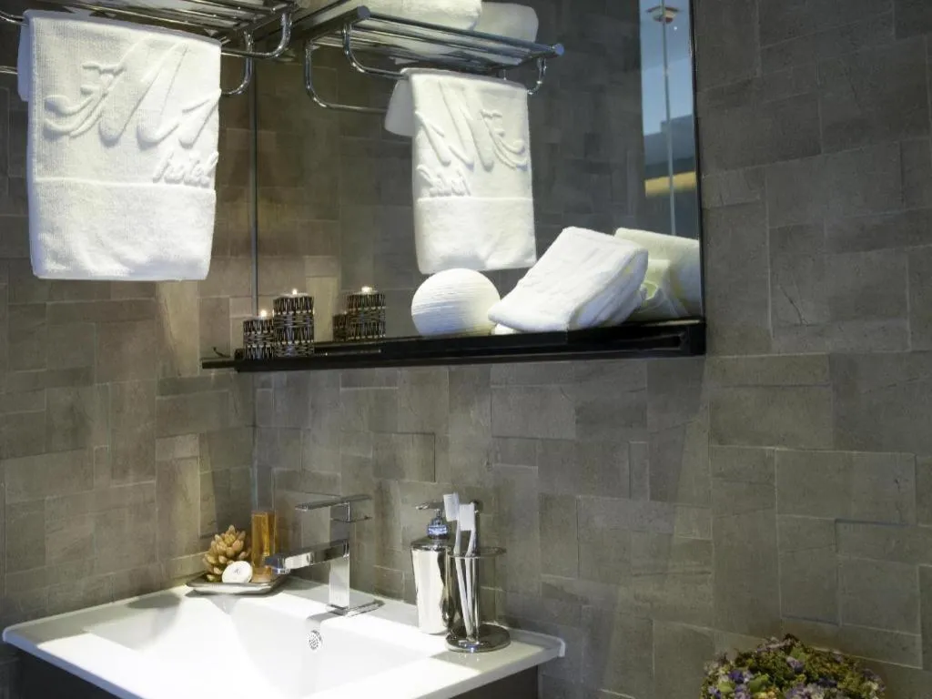 M1 North Point Hotel