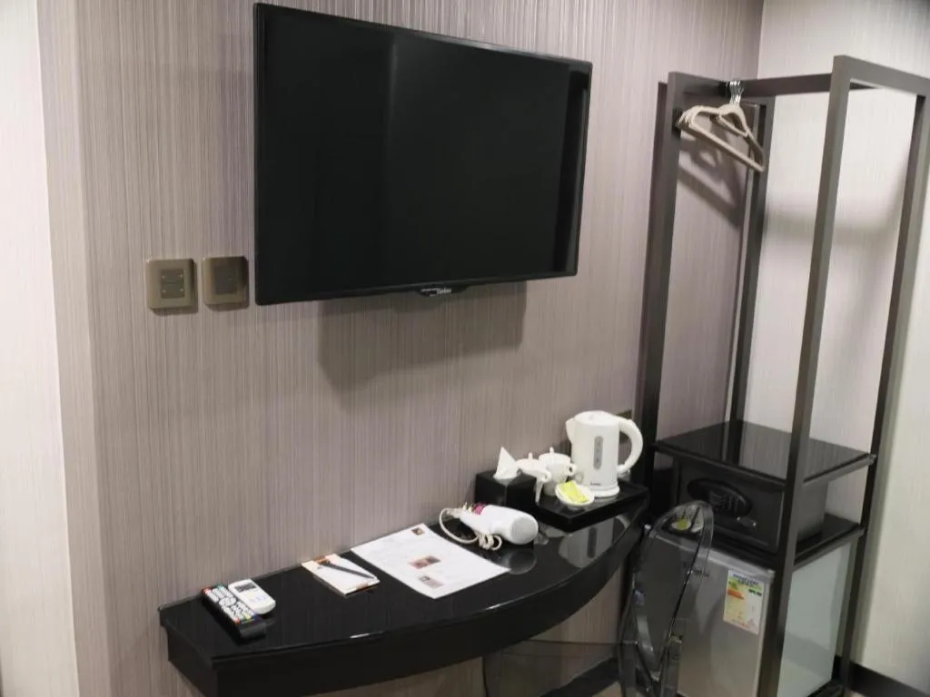 M1 North Point Hotel