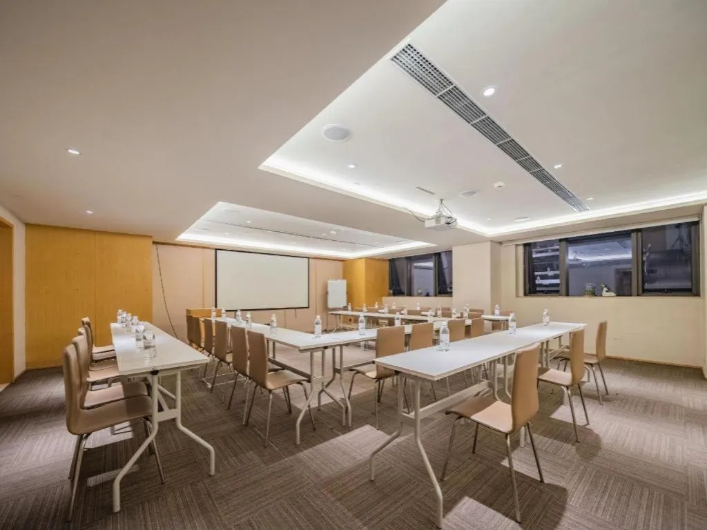 JI Hotel Chengdu Global Center