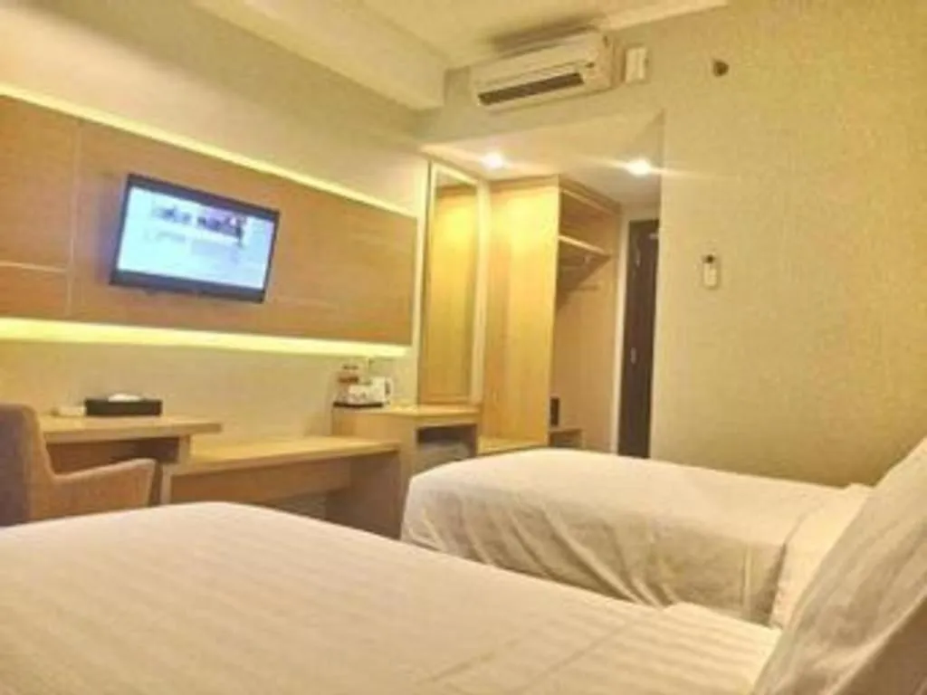 Bed in Horison Hotel Sukabumi