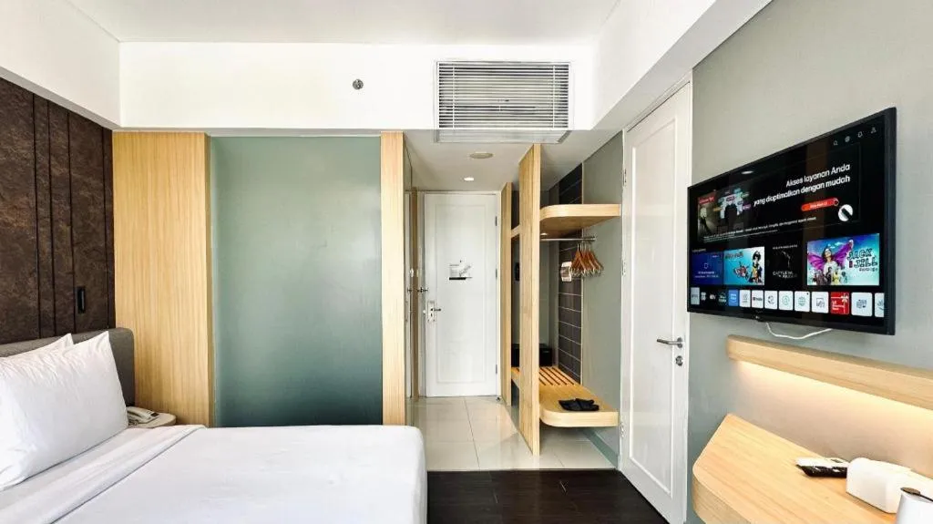 Bed in Brits Hotel Karawang