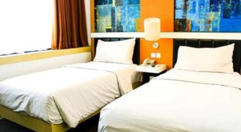 Bed in Brits Hotel Karawang