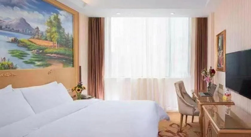 Bed in Vienna Classic Hotel Ningbo Xiangshan Wanda