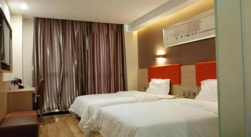 Bed in 7 Days Premium Tangshan Railway Station Jiaotong University