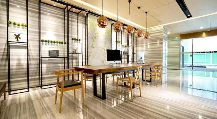 JI Hotel Shanghai Lujiazui Pudong Avenue