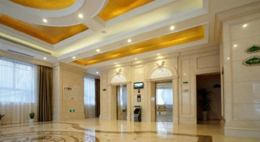Vienna Hotel Shanghai Hongqiao Huaxin Road