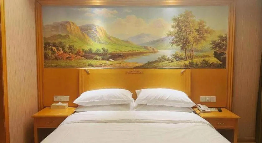 Bed in Vienna Hotel Shanghai Hongqiao Huaxin Road