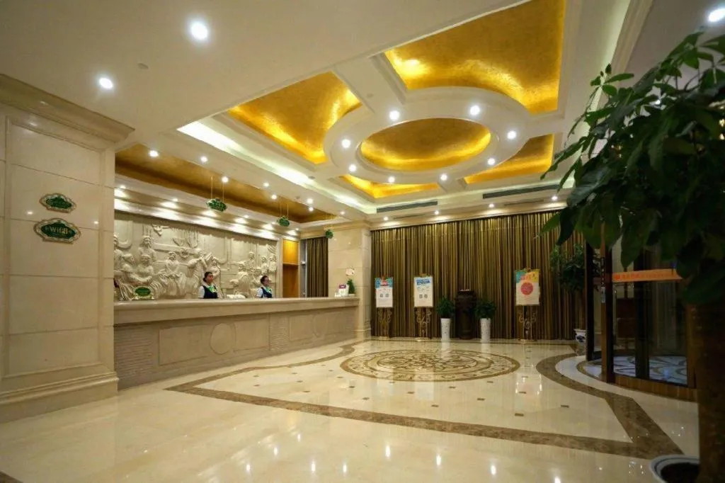 Vienna Hotel Shanghai Hongqiao Huaxin Road