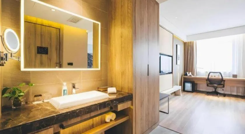 Vienna Hotel Shanghai Hongqiao Huaxin Road