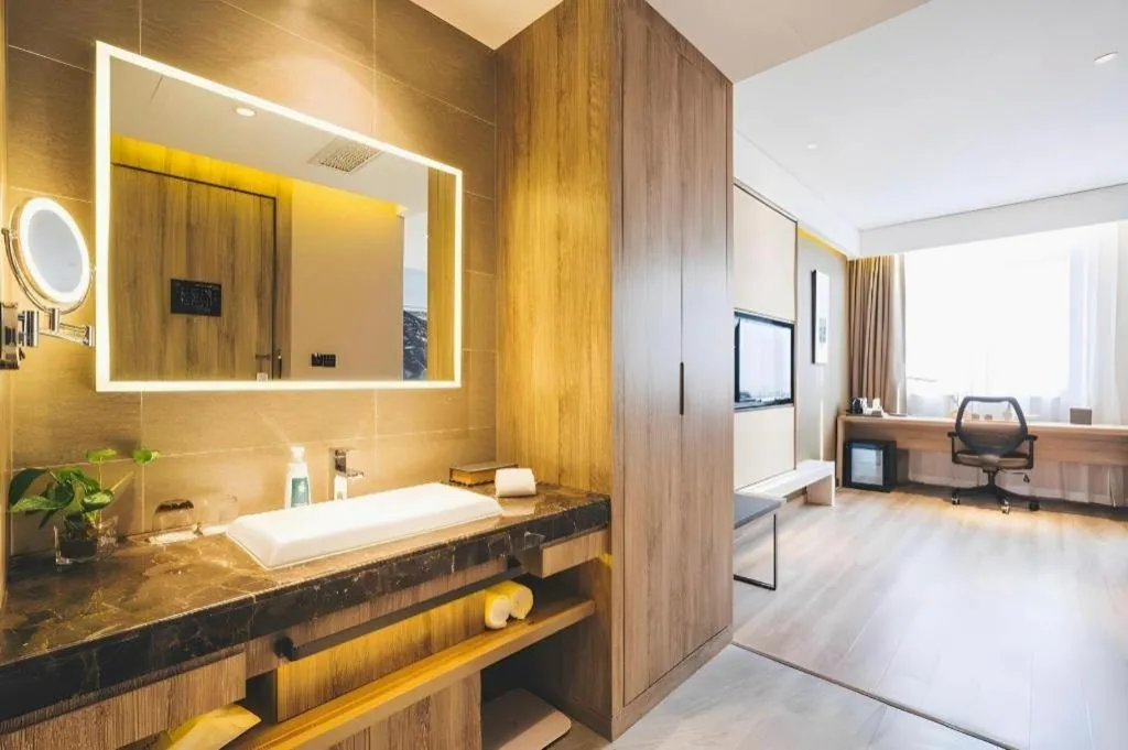 Vienna Hotel Shanghai Hongqiao Huaxin Road