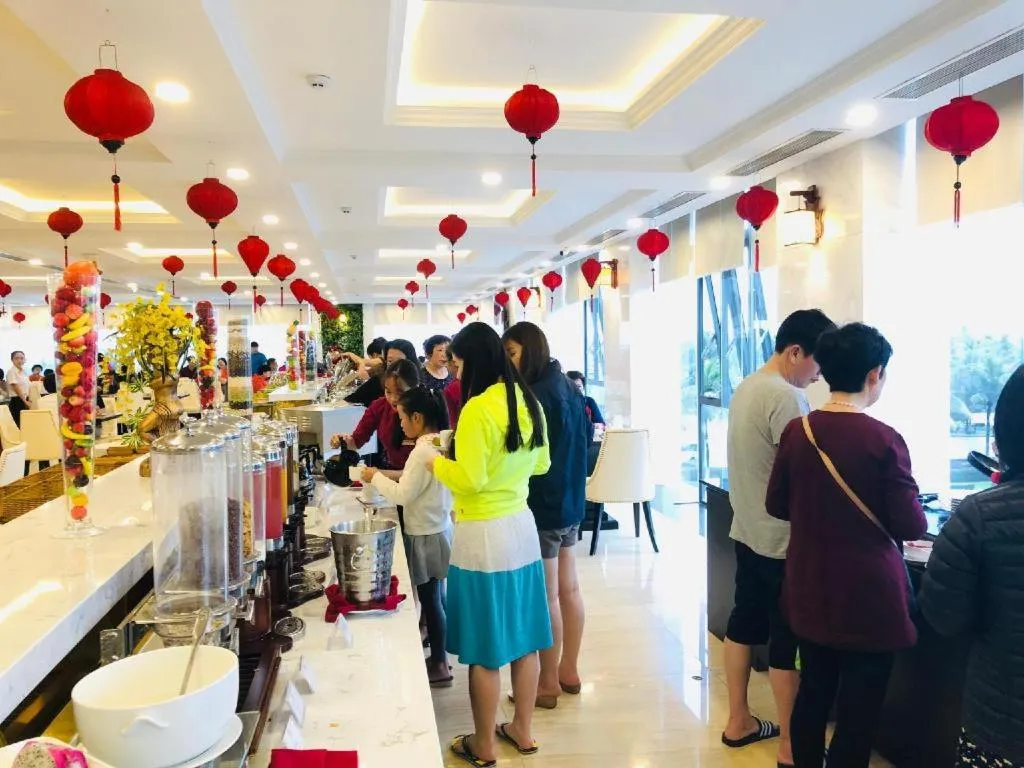 Le Hoang Beach Hotel Danang