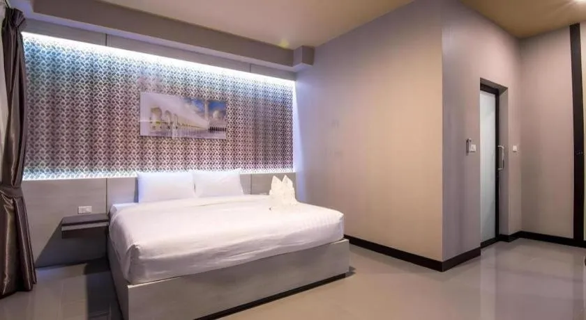 Bed in Pasub grand hotel