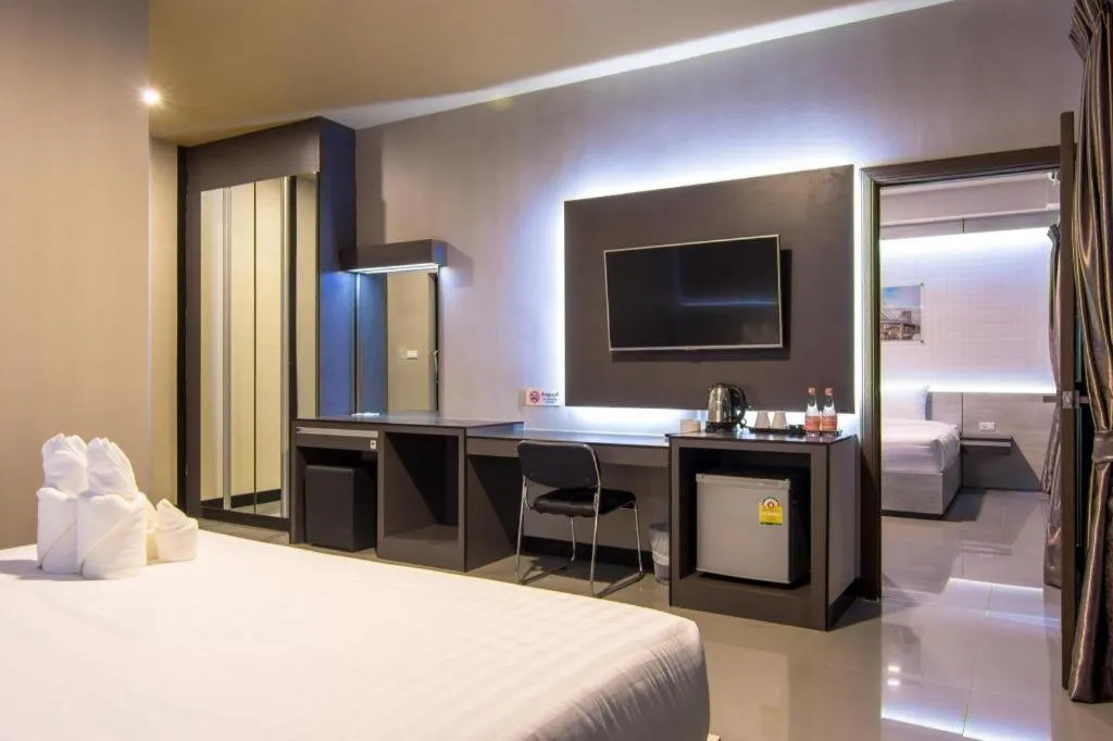 Bed in Pasub grand hotel