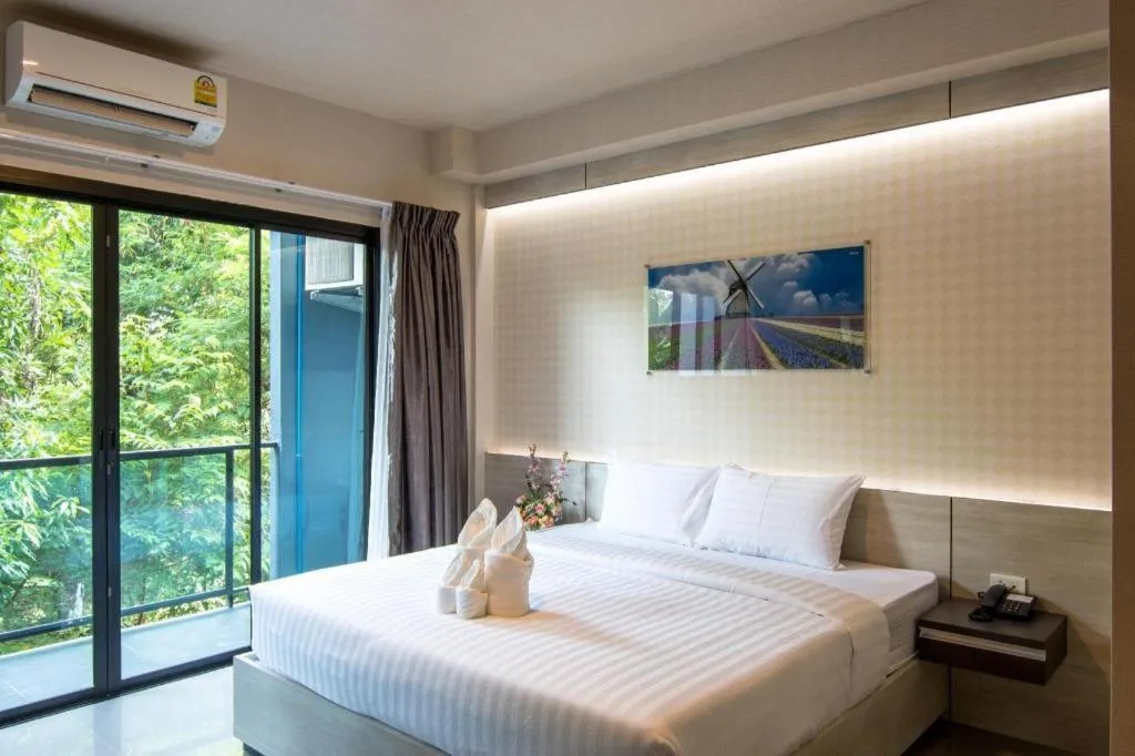 Bed in Pasub grand hotel