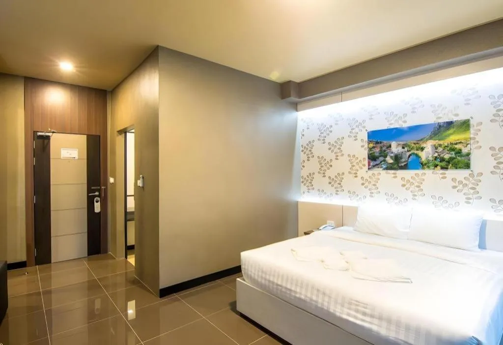 Bed in Pasub grand hotel