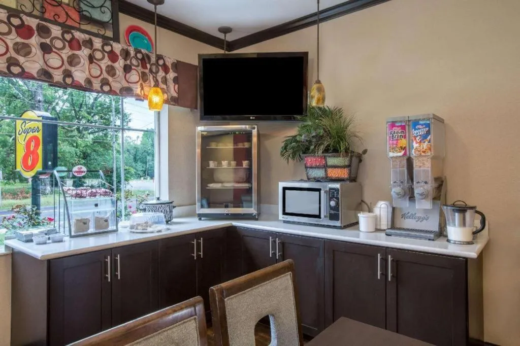 Super 8 By Wyndham Mansfield La