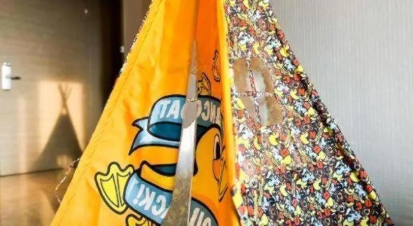 LONGYAN JINGHUA FLIPORT HOTEL