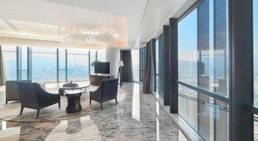 LONGYAN JINGHUA FLIPORT HOTEL