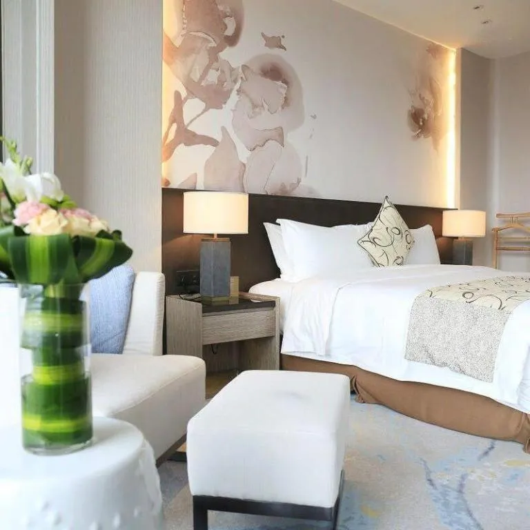 LONGYAN JINGHUA FLIPORT HOTEL