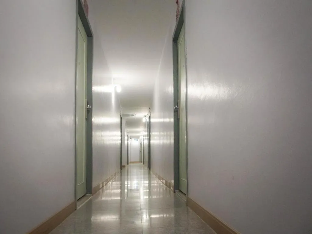 BIRD ROOM HOTEL - PRATUNAM