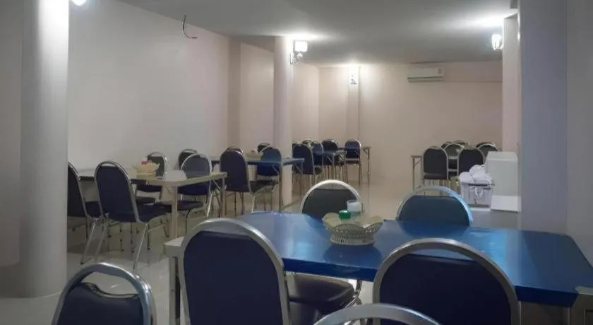 BIRD ROOM HOTEL - PRATUNAM