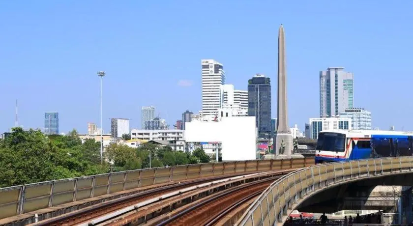BIRD ROOM HOTEL - PRATUNAM