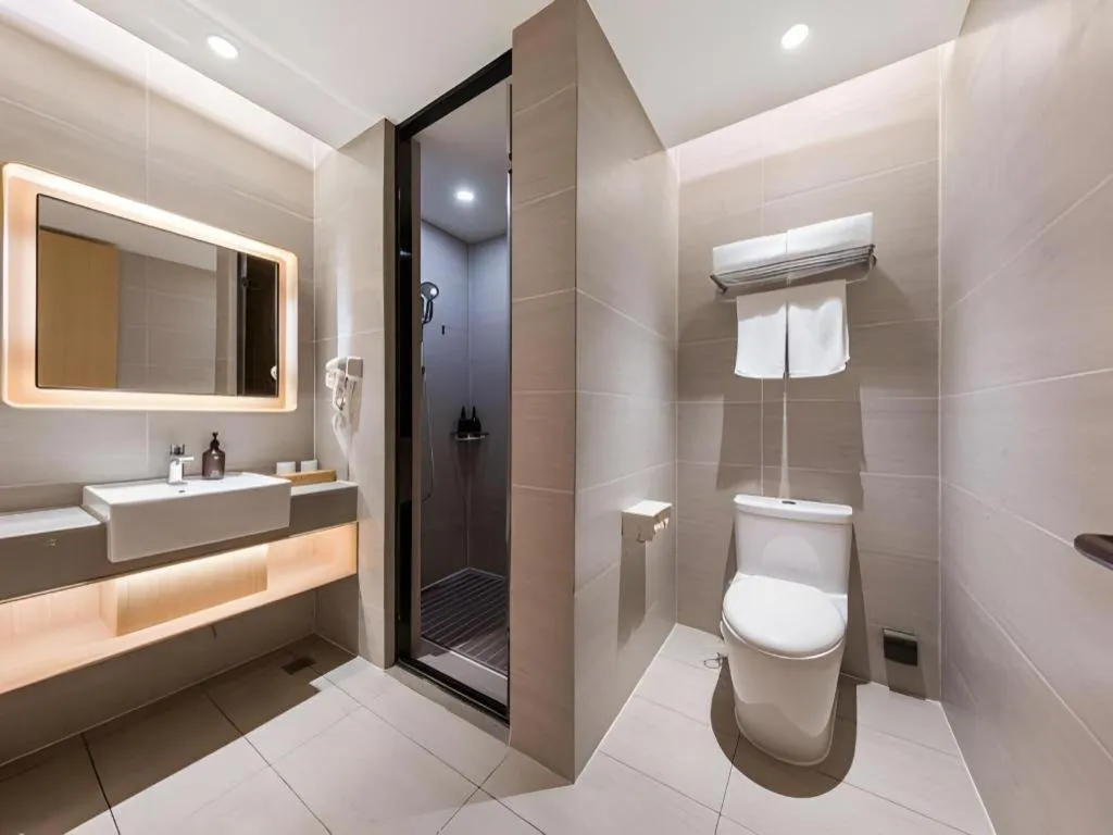 JI Hotel Beijing Nanluoguxiang Andingmen Metro Station