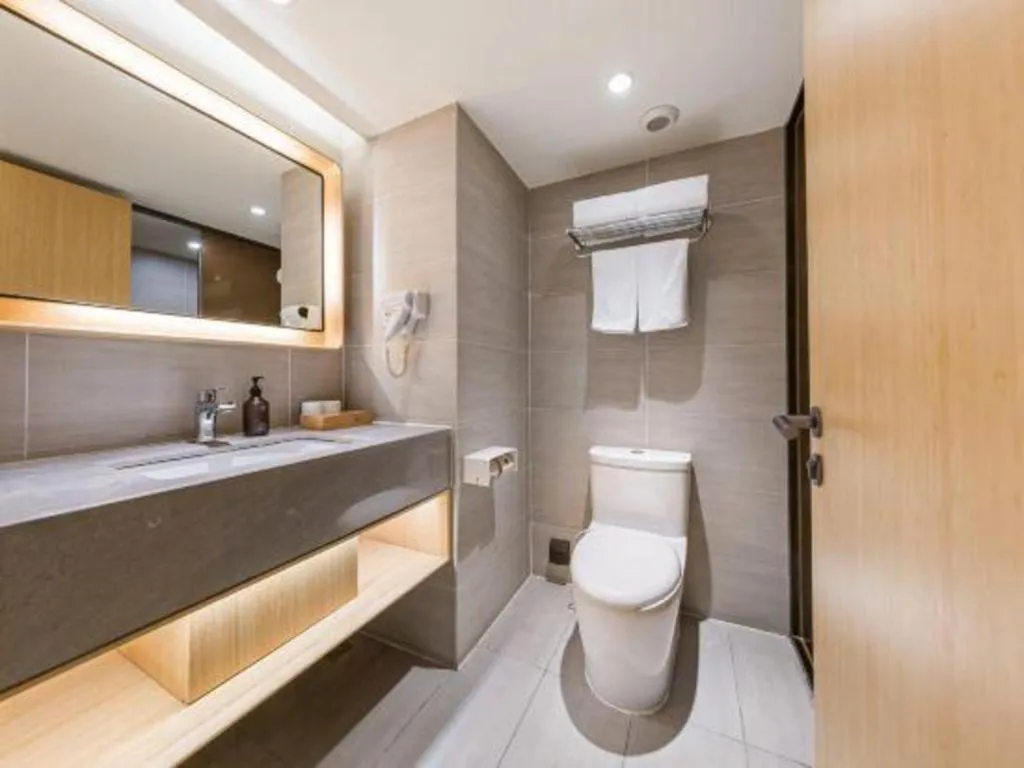 JI Hotel Beijing Nanluoguxiang Andingmen Metro Station