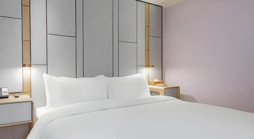 JI Hotel Beijing Nanluoguxiang Andingmen Metro Station