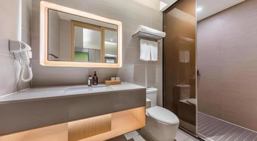 JI Hotel Beijing Nanluoguxiang Andingmen Metro Station