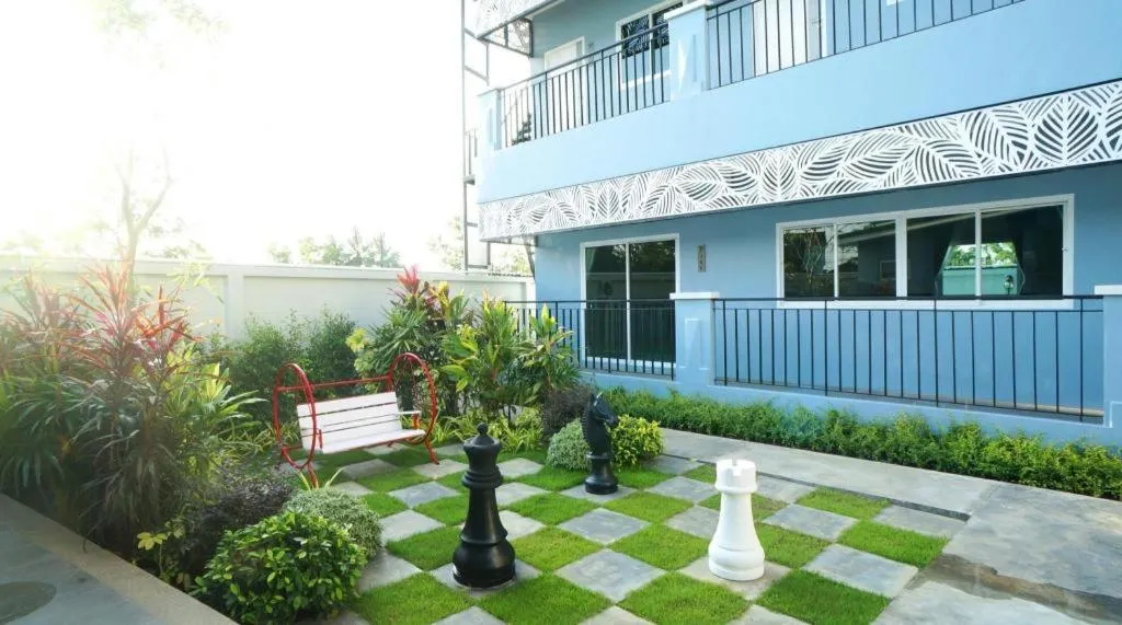 APA-TREE Boutique Hotel