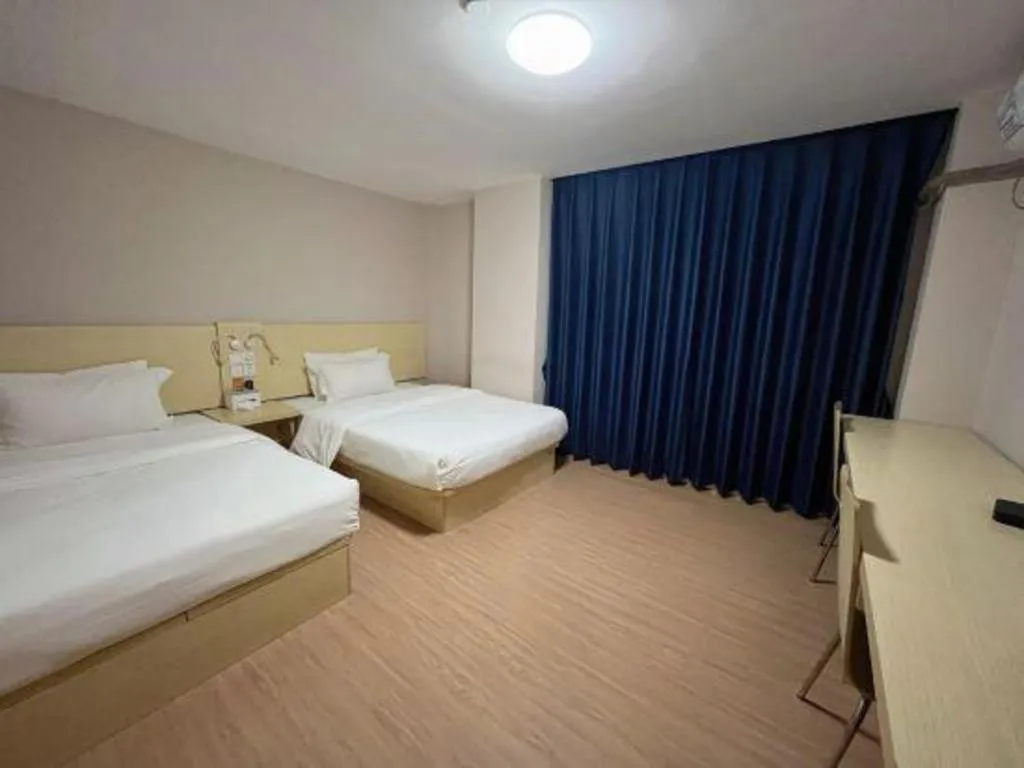 Bed in 7 Days Inn Guangzhou Panyu Square Shilian Road