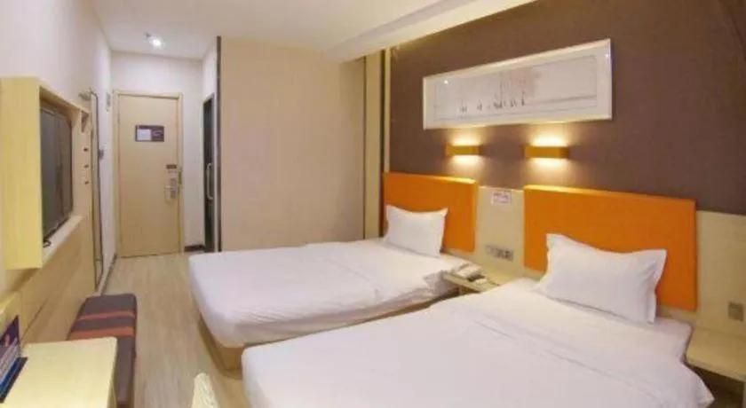 Bed in 7Days Premium Beijing Xidan Lingjing Hutong Metro Station Branch