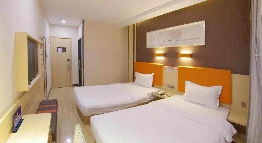 Bed in 7Days Premium Beijing Xidan Lingjing Hutong Metro Station Branch
