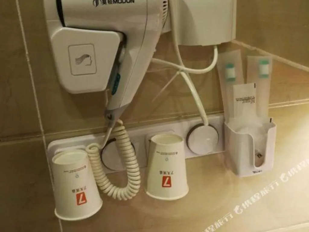 7Days Premium Beijing Xidan Lingjing Hutong Metro Station Branch