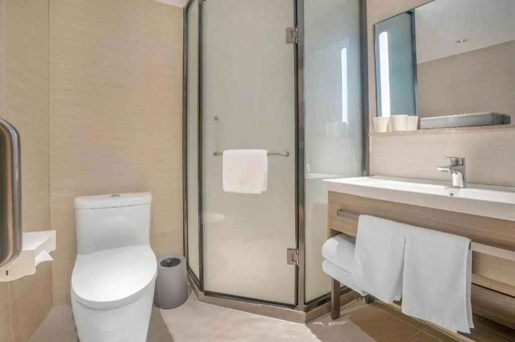 Hanting Hotel Harbin Railway Station Square