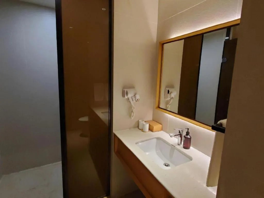 JI Hotel Shanghai The Bund Tiantong Road