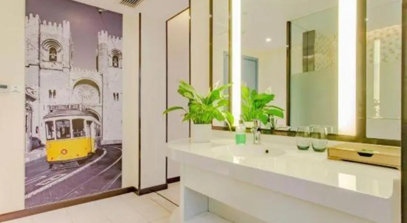 Ibis Styles Chengdu Chunxi Taikoo Li Hotel