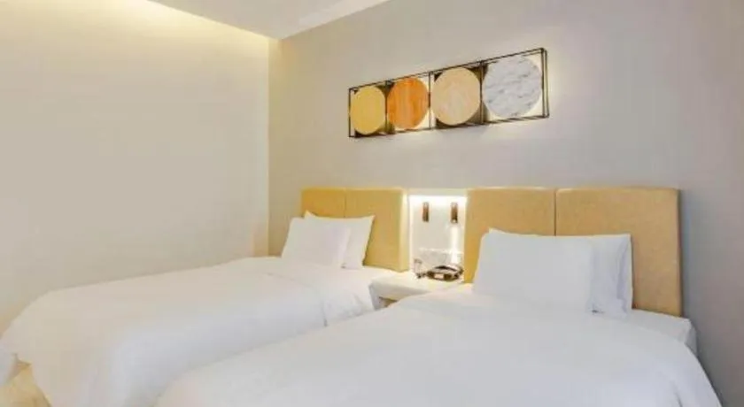 Bed in Ibis Styles Chengdu Chunxi Taikoo Li Hotel