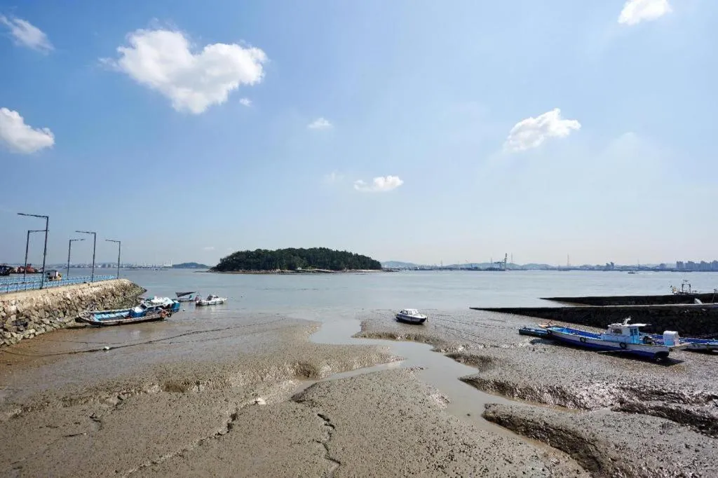 Riviera Incheon Airport Hotel