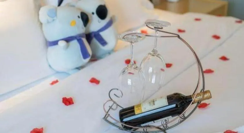 Lavande Hotel Bejing West Station South Square Lize Commercial Zone