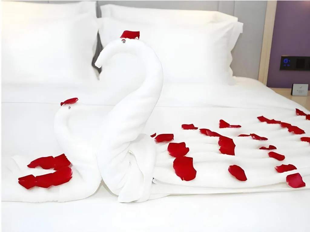 Bed in Lavande Hotel Bejing West Station South Square Lize Commercial Zone