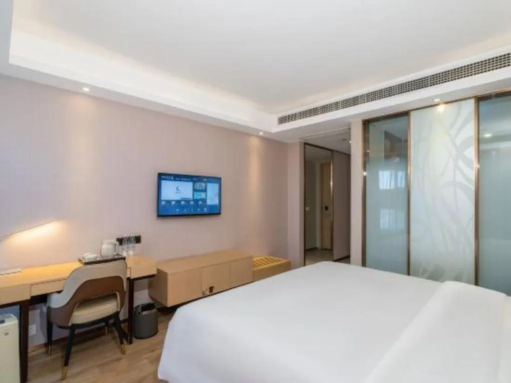 Bed in Lavande Hotel Bejing West Station South Square Lize Commercial Zone