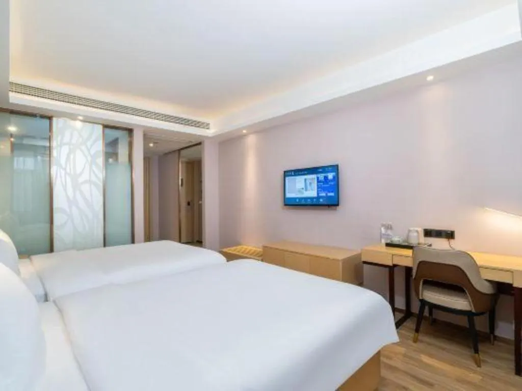 Bed in Lavande Hotel Bejing West Station South Square Lize Commercial Zone