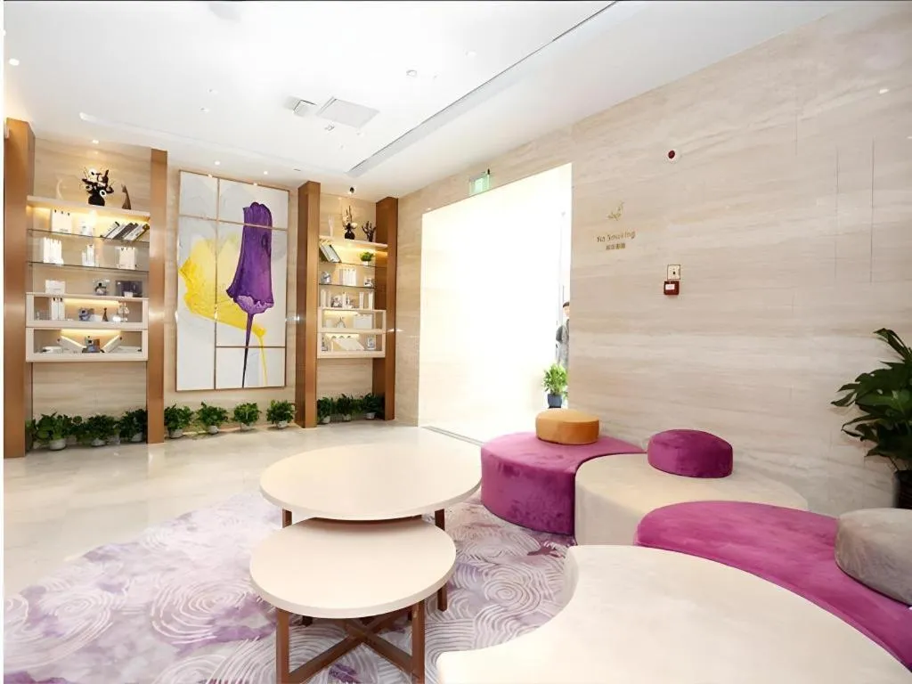 Lavande Hotel Bejing West Station South Square Lize Commercial Zone