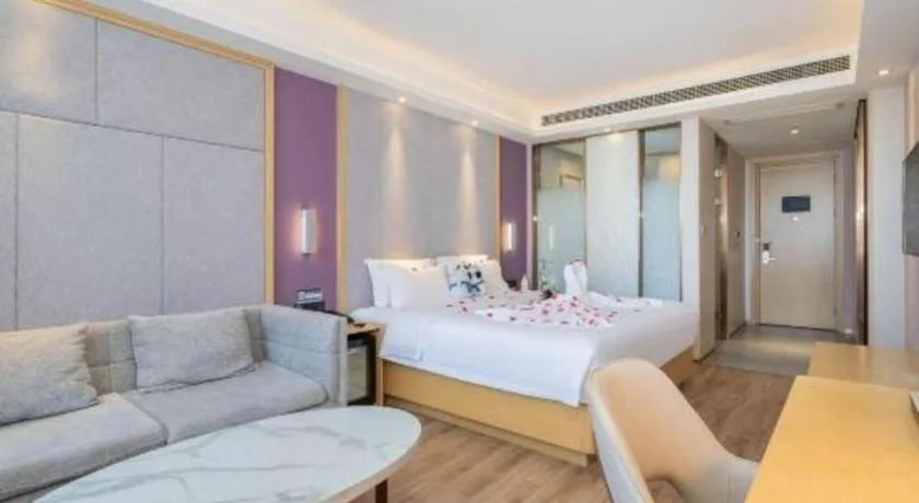 Bed in Lavande Hotel Bejing West Station South Square Lize Commercial Zone