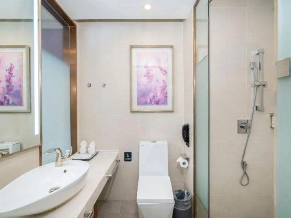 Lavande Hotel Bejing West Station South Square Lize Commercial Zone