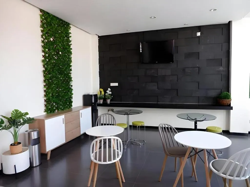 Tropical Point Hotel Syariah